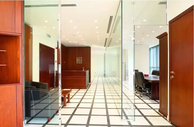 Reklam Hazır Mülk F/F Ofis  satılık içinde Al Sadd , Doha #16081 - 1  image 